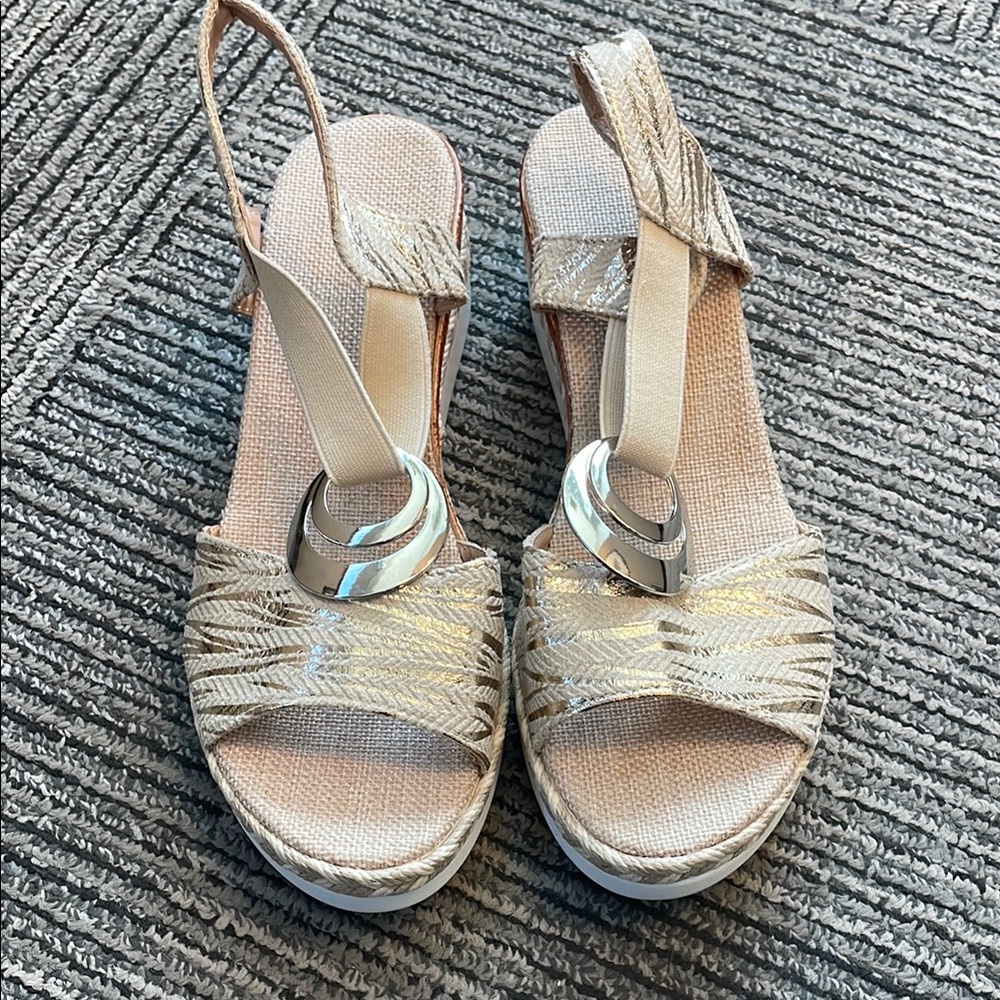 Elegant Beige Wedge Sandals